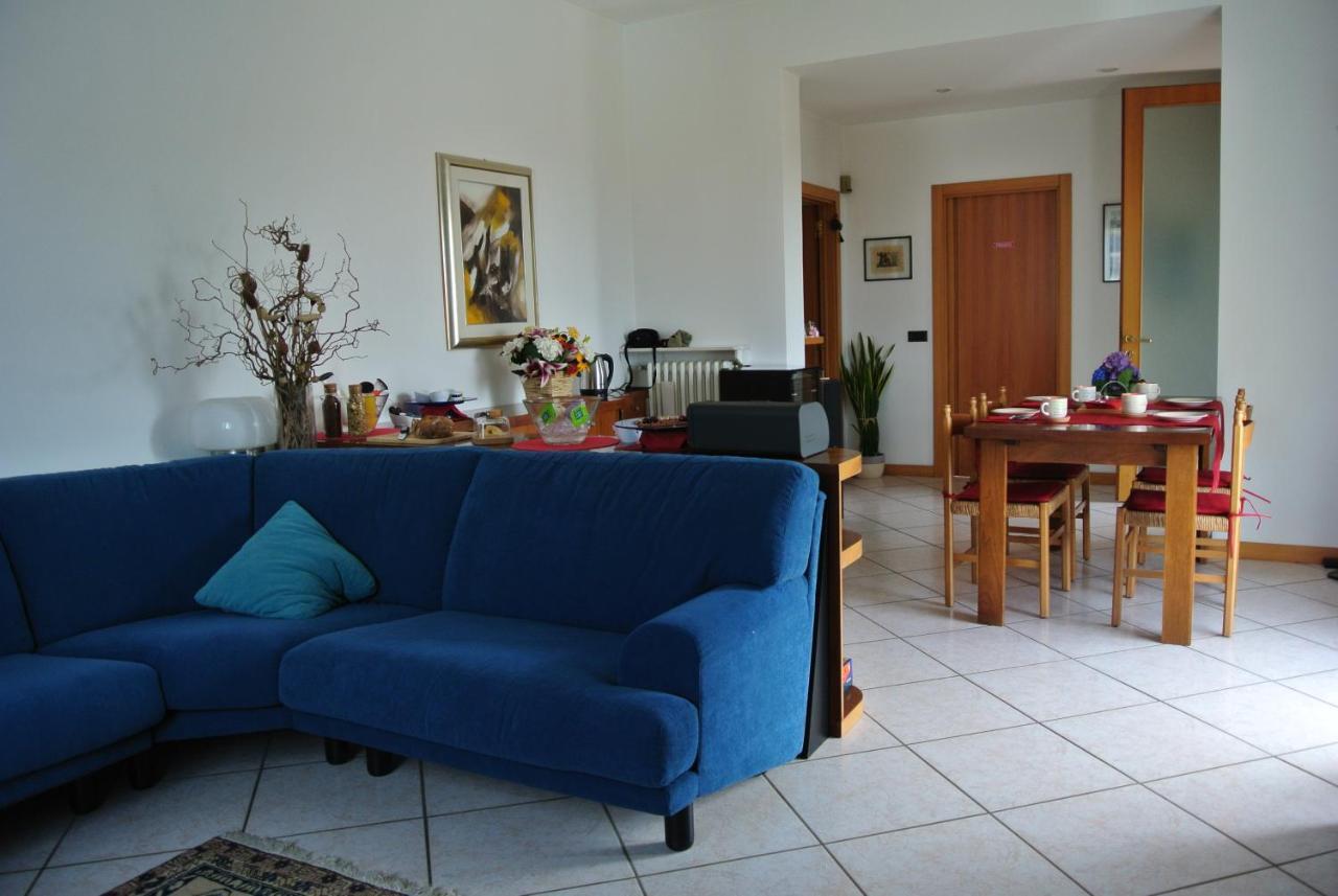 B&B Sari Como Eksteriør billede
