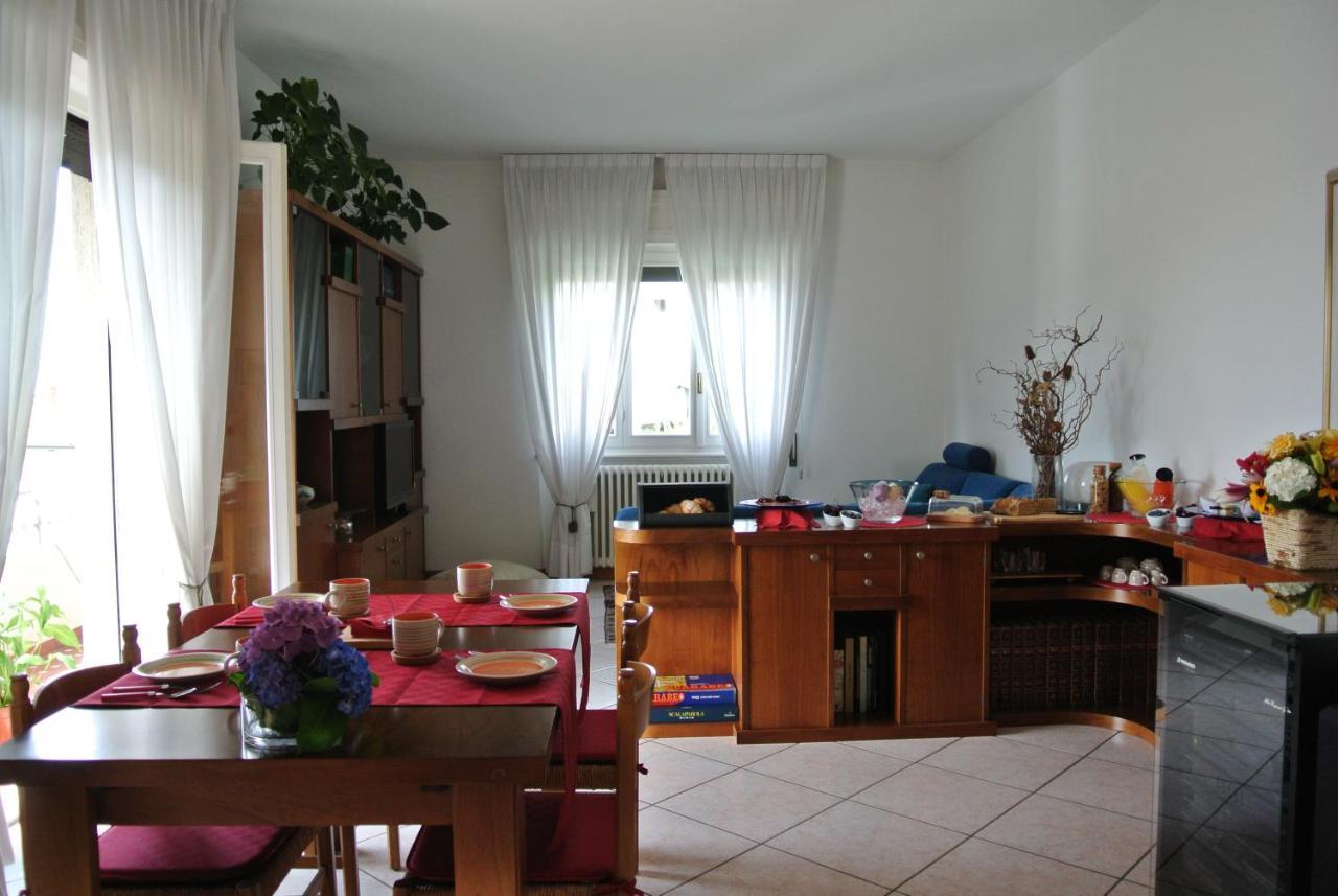 B&B Sari Como Eksteriør billede