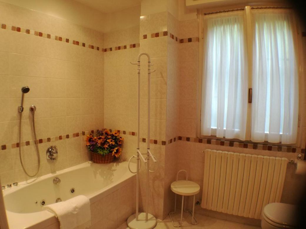 B&B Sari Como Eksteriør billede